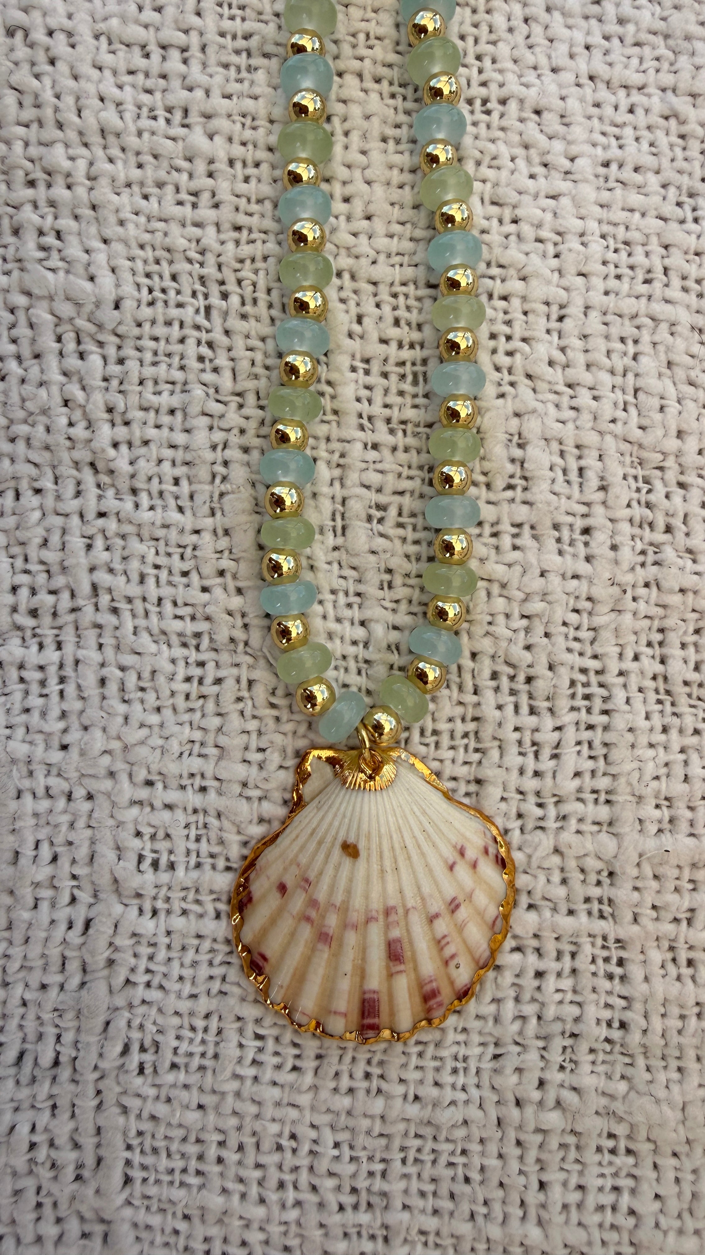 shell cove necklace