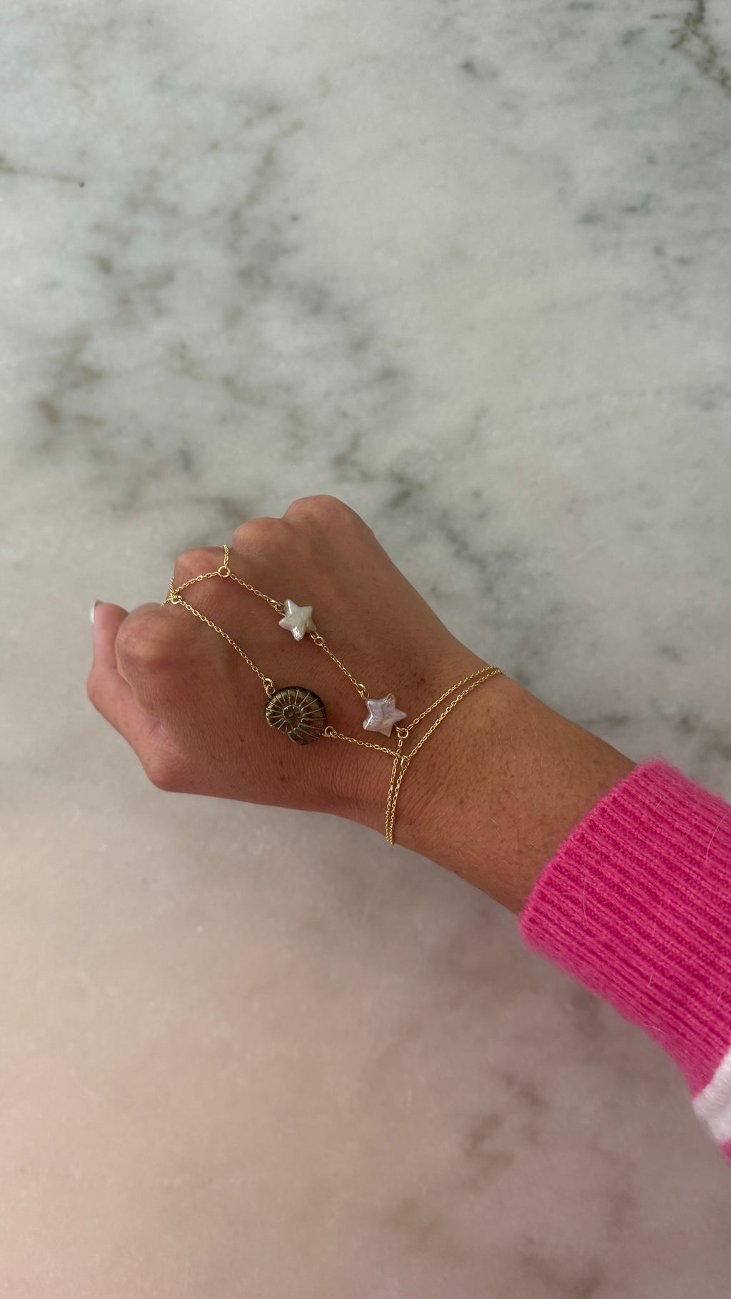 gold shell handchain